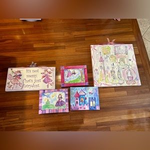 Lot of Princess pictures for kids room. These look adorable together!